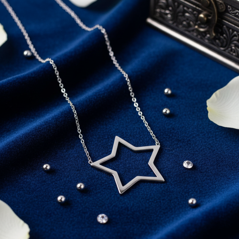 Collier Étoile Céleste en Acier Inoxydable