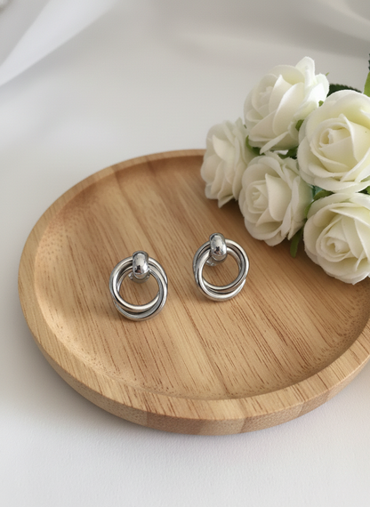 Boucles  d'oreilles argenté ou doré Elise